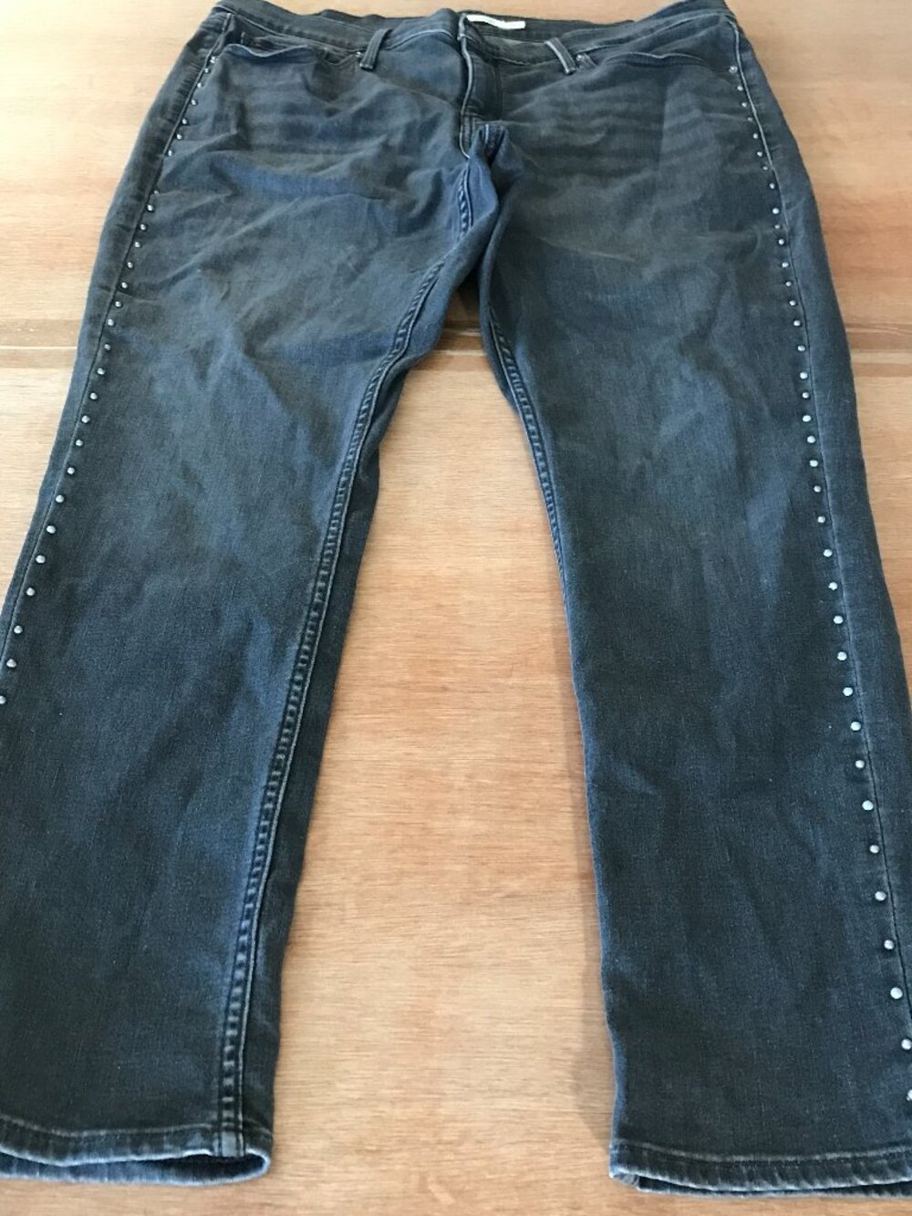 Levi's 311 Shaping Skinny Jeans Women 18W Gray Mid Rise Studded Sculpting Slim